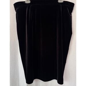 Chico’s Travelers Classic Black Velvet Pull On Skirt Size 3 Capsule Wardrobe
